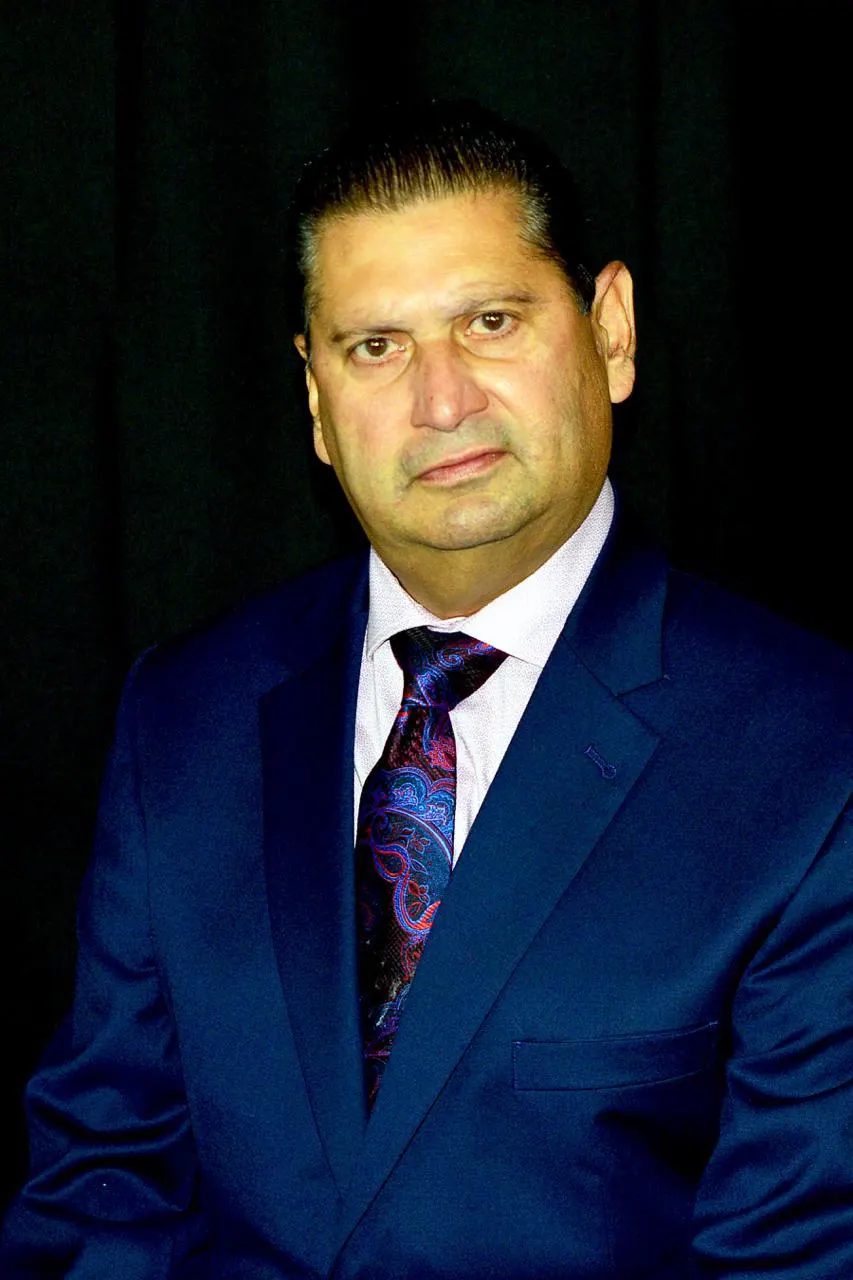 Sam Kalia, commercial REALTOR® serving Edmonton and surrounding areas