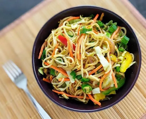 Hakka Vegetable Noodles
