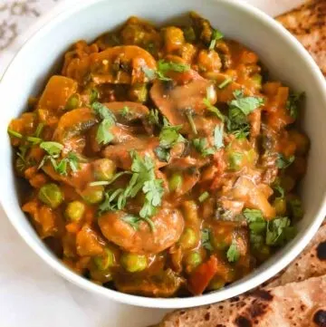 Mutter Mushroom (No Onion & Garlic)